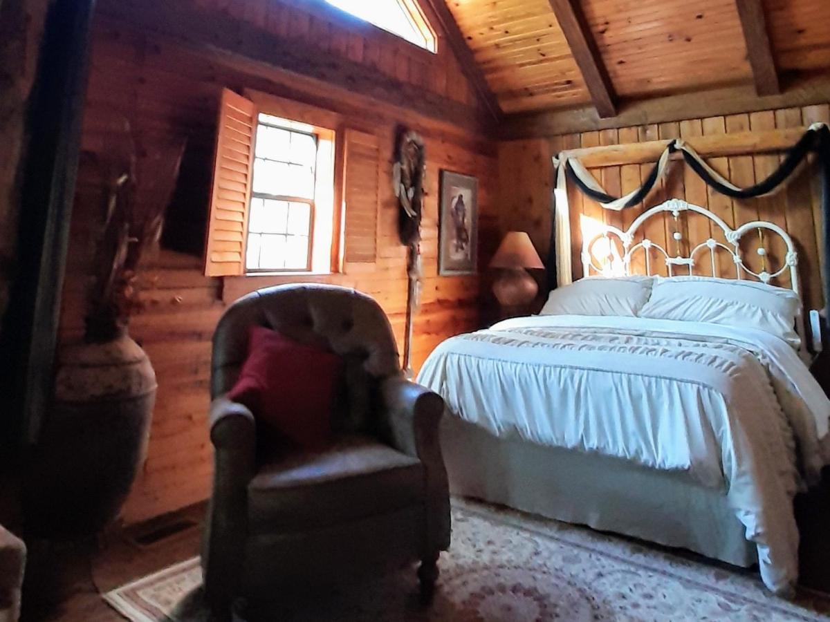 Cherokee Mountain Log Cabins Eureka Springs Εξωτερικό φωτογραφία